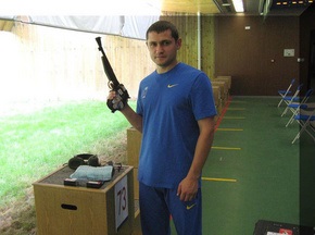 Украинский стрелок завоевал золото на этапе Кубка мира