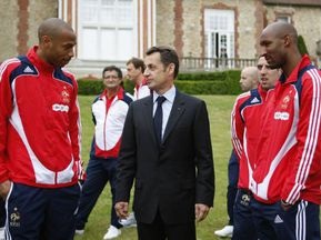 FIFA возмущена вмешательством французских властей в дела сборной