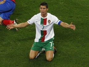 Роналдо: Вважаю за краще страждати на самоті