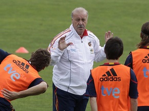 Дель Боске призывает испанских футболистов не концентрировать внимание только на Роналдо