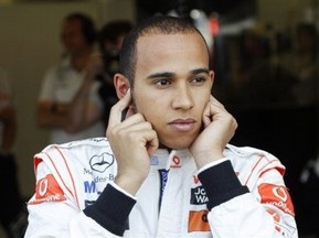 Хэмилтон: Алонсо просто очень эмоционально среагировал