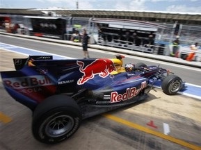 Квалификацию Гран-при Европы выиграл Феттель