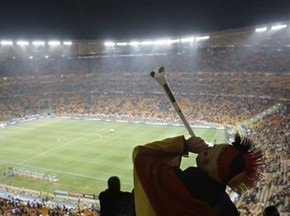 Немецкий болельщик избил полицейского вувузелой