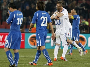 Фотогалерея: Голый король. Италия бесславно покидает Чемпионат мира