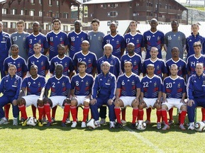 Федерация футбола Франции извинилась за поведение своих игроков