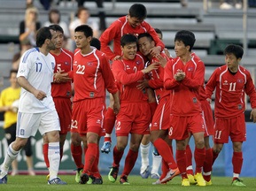 СМИ: Четыре игрока сборной КНДР пропали в ЮАР