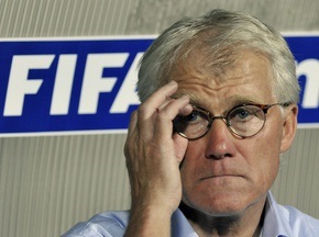 Наставник сборной Дании: Бендтнер не должен был играть