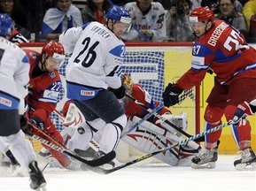 ЧМ по хоккею: Шведы разнесли конкурентов, россияне установили новый рекорд