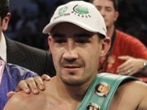 Умберто Сото победил Рикардо Домингеса