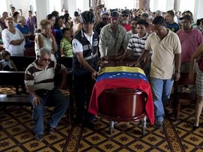 У Венесуелі ексгумували тіло Едвіна Валеро