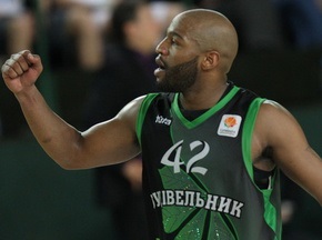 Суперлига: Будивельник вышел в финал, Азовмаш обыграл Ферро