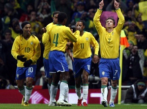 Роналдиньо не попал в список Дунги