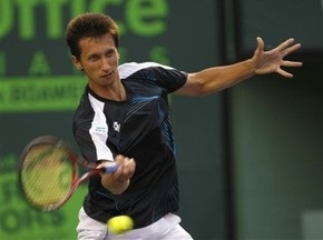 Кубок Дэвиса: Стаховский уступает Ханеску