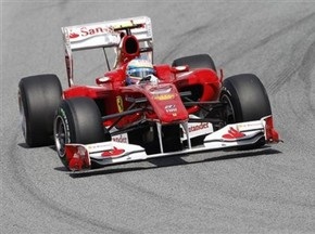 Ferrari оштрафована за инцидент на пит-лейн