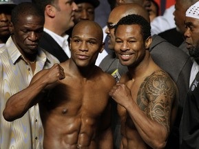 Мэйвезер и Мозли прошли процедуру взвешивания