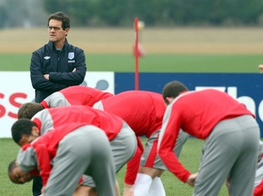 Капелло разрешит футболистам сборной Англии взять жен на ЧМ-2010