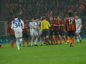 Матч Шахтер - Динамо обслужит иностранный арбитр