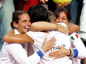 FedCup 2010: Сборная Италии в шаге от выхода в финал