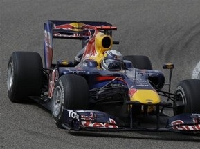 Феттель купит цветы своему болиду в случае победы