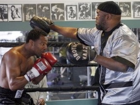 Мозли намерен удивить Мейвезера-младшего