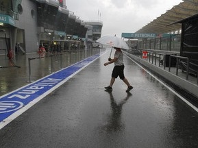 FIA может перенести квалификацию Гран-при Малайзии на воскресенье