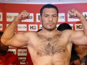 Руслан Чагаев проведет бой 22 мая