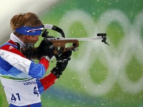 Біатлон: Романова перемагає в спринті, Хаусвальд здобуває Малий глобус