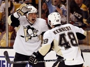 NHL: Передачи Поникаровского и Федотенко не спасли Питтсбург от домашнего поражения