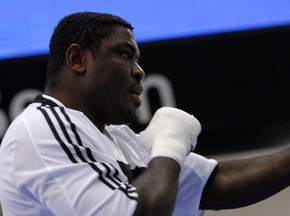 Сэмюэл Питер нокаутировал Агилеру