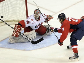 NHL: Вашингтон в овертаймі дотиснув Кароліну