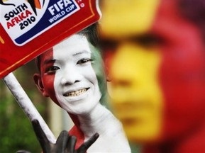 Напередодні ЧС-2010: ООН критикує організаторів за порушення прав людини