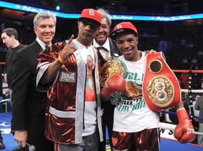 Девон Олександр нокаутував Уранго і об єднав пояси