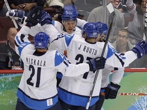 Хоккей: Финны завоевывают бронзовые награды Олимпийских Игр-2010