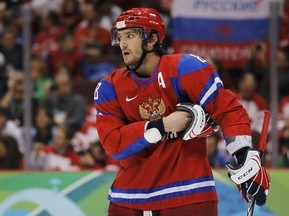 Овечкин сломал камеру журналисту