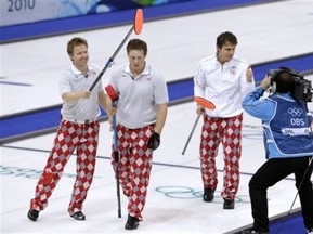 Керлинг: Норвегия и Канада буду бороться за золото