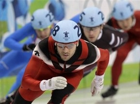 Шорт-трек: Канадец первый в квалификации