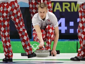 Норвежские керлингисты героически проиграли канадцам