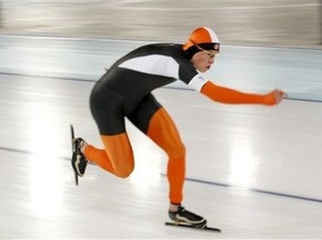 Конькобежный спорт: Свен Крамер побеждает с Олимпийским рекордом