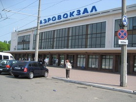 Одесский аэропорт приостановил работу в связи с непогодой
