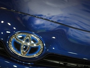 Toyota улучшила прогноз продаж своих автомобилей