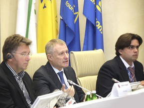 УЕФА утвердит по четыре принимающих города в Украине и Польше