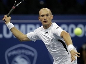 Куала-Лумпур АТР: Давыденко переиграл Монфиса и вышел в полуфинал