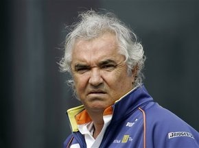 Бриаторе уверен, что выиграет суд против FIA