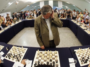 Карпову подарили астероид