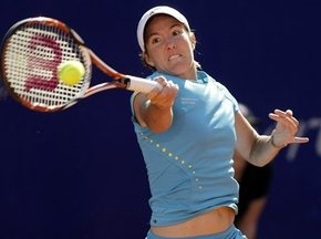 Теніс: Енен таки повертається до професійного спорту