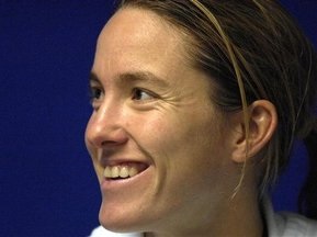 СМИ предрекают возвращение Энен в профессиональный спорт