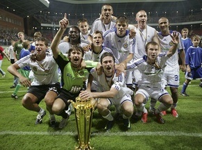 Динамо гратиме в білій формі, Рубін - у бордовій