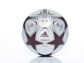 11 футболистов китайской команды заболели свиным гриппом