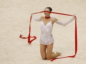 Художня гімнастика: Бессонова бере срібло і бронзу на ЧС-2009