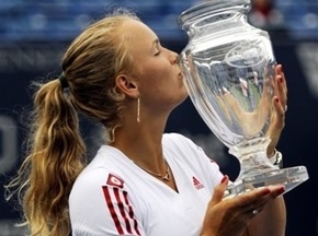 Возняцки выиграла турнир в Нью-Хейвене